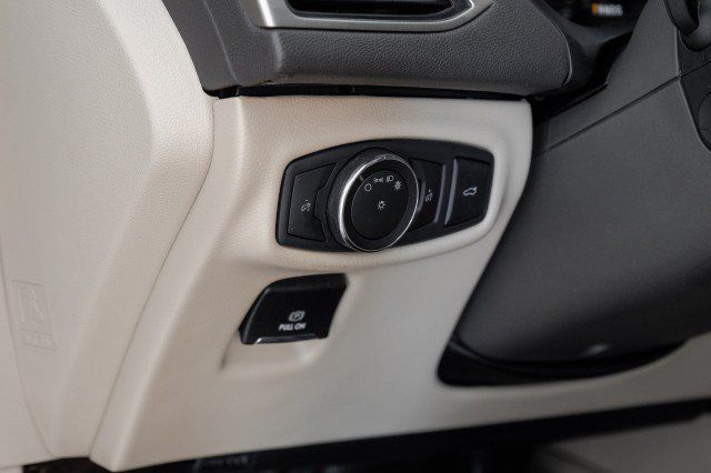 Used 2019 Lincoln MKZ Reserve FWD image 29