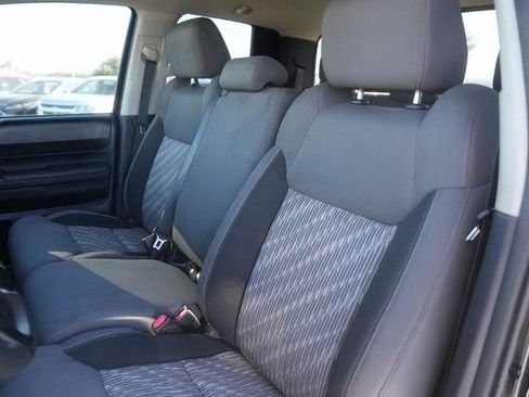 Used 2019 Toyota Tundra SR image 10