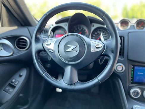 Used 2014 Nissan 370Z Coupe w/ Sport Package RWD image 20