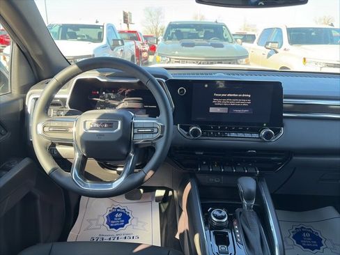 New 2026 GMC Canyon Elevation w/ Convenience Package image 14