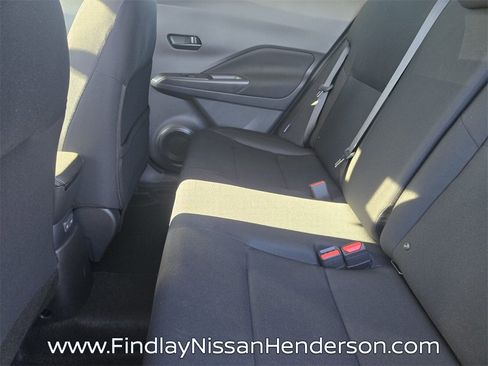 New 2025 Nissan Kicks Play S image 8