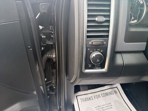 Used 2018 RAM 1500 Big Horn image 24