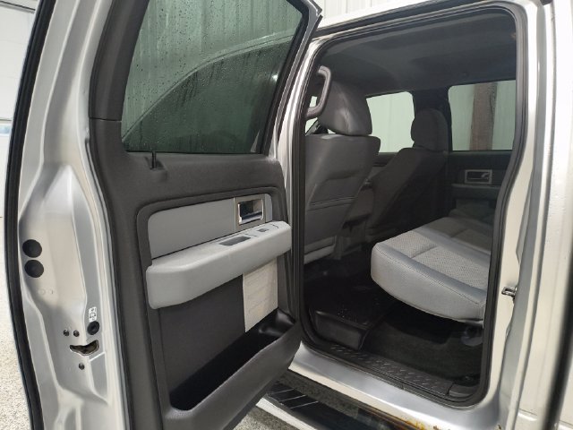 Used 2011 Ford F150 XLT w/ XLT Chrome Pkg AWD/4WD image 17