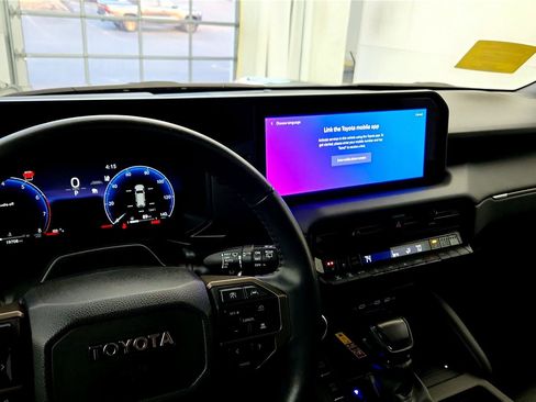 Used 2024 Toyota Land Cruiser image 22