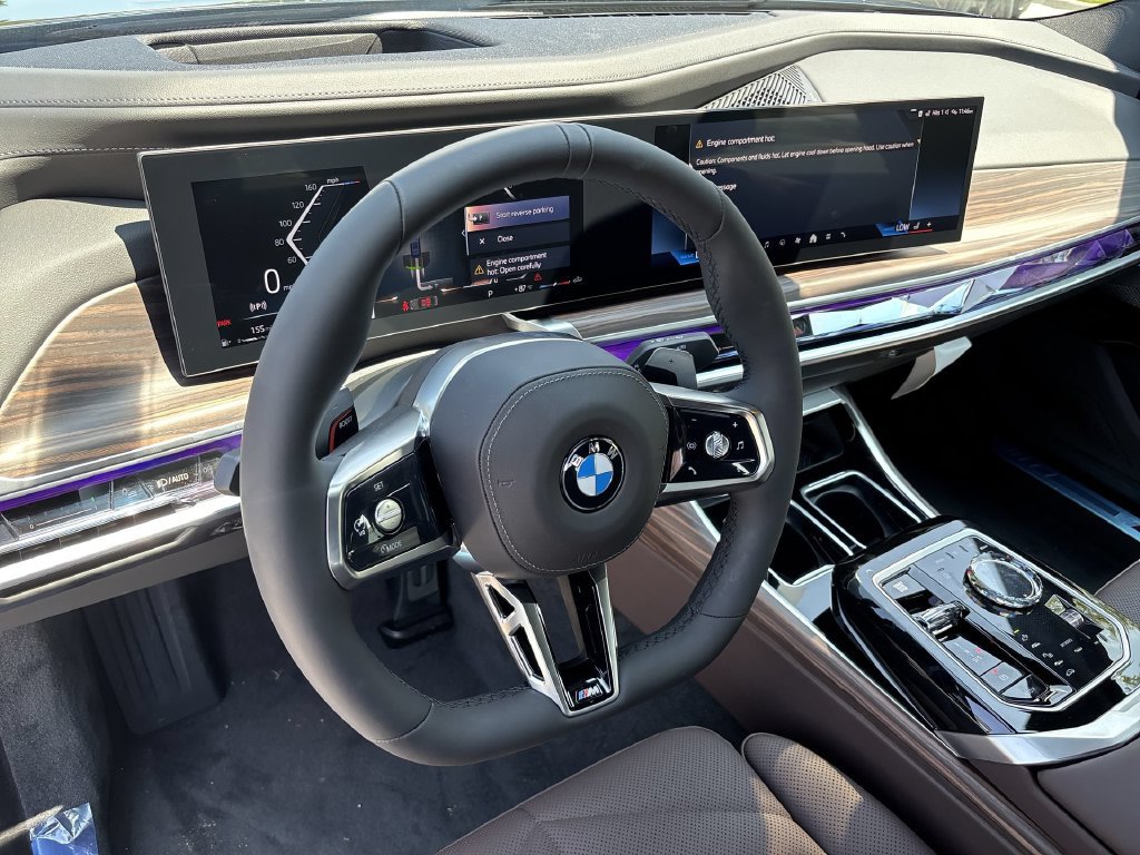 Used 2026 BMW 740i xDrive w/ Premium Package AWD/4WD image 11