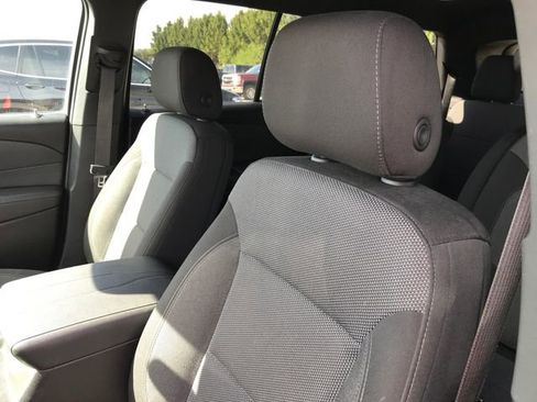 Certified 2023 Chevrolet Traverse LT AWD/4WD image 7