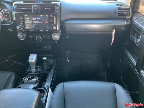 Certified 2024 Toyota 4Runner TRD Off-Road Premium w/ Moonroof Package AWD/4WD image 19