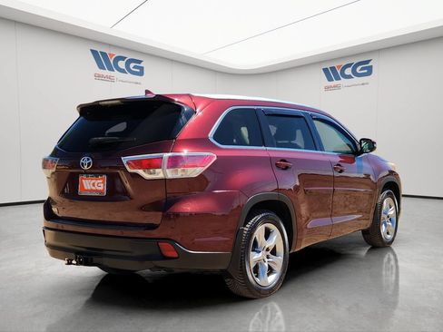 Used 2015 Toyota Highlander Limited Platinum AWD/4WD image 3