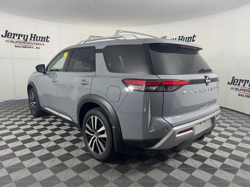 Used 2025 Nissan Pathfinder Platinum w/ Cargo Package FWD image 8