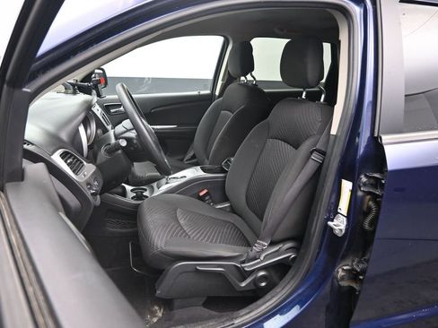 Used 2018 Dodge Journey SE AWD/4WD image 17