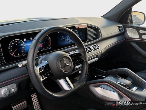 Used 2025 Mercedes-Benz GLS 450 4MATIC w/ AMG Line Exterior image 33