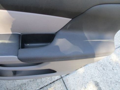 Used 2013 Honda Odyssey Touring image 32