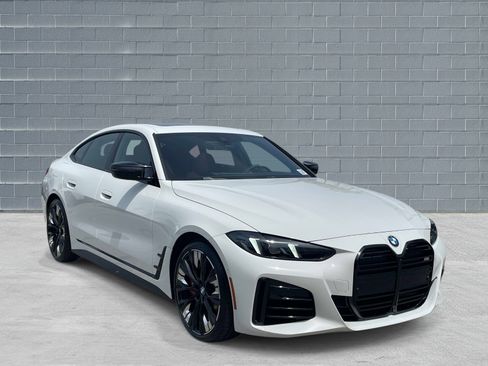 New 2026 BMW M440i w/ Premium Package RWD image 1