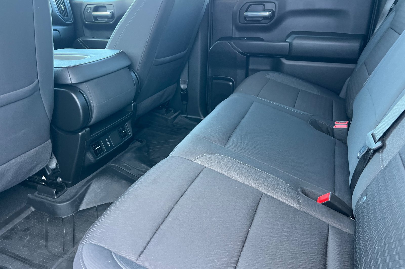 Used 2024 Chevrolet Silverado 1500 Custom Trail Boss AWD/4WD image 9