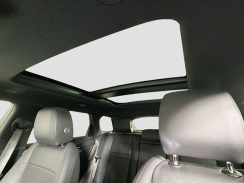 Certified 2025 Land Rover Range Rover Evoque S image 24