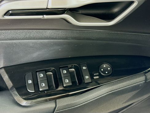 Used 2023 Kia Sportage EX FWD image 24