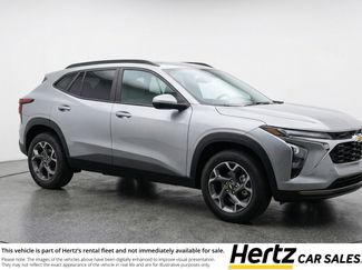 Used 2025 Chevrolet Trax LT w/ LT Convenience Package video 1