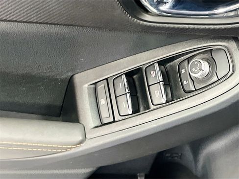 Used 2024 Subaru Crosstrek 2.5i Limited image 17