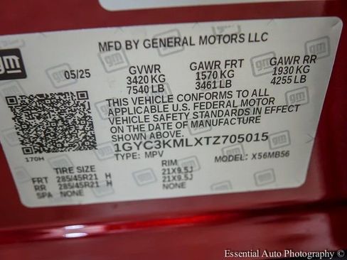 New 2026 Cadillac Vistiq Luxury w/ LPO, Floor Liner Package image 24