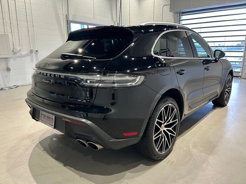 Used 2023 Porsche Macan S AWD/4WD image 7