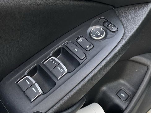 Used 2022 Honda Accord Touring image 19