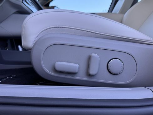 New 2025 Hyundai Ioniq 6 Limited image 28