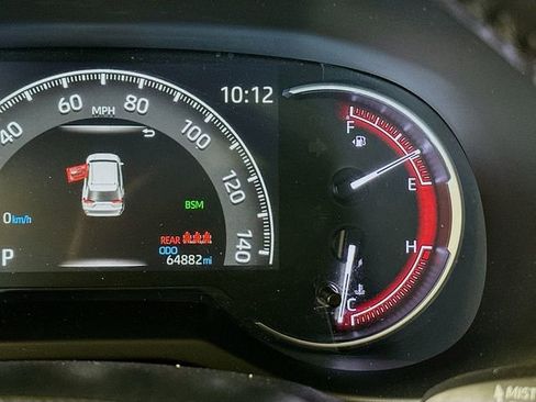 Used 2020 Toyota RAV4 Limited image 14