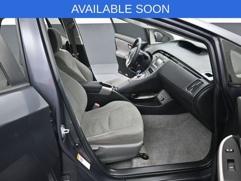 Used 2015 Toyota Prius Two FWD image 23