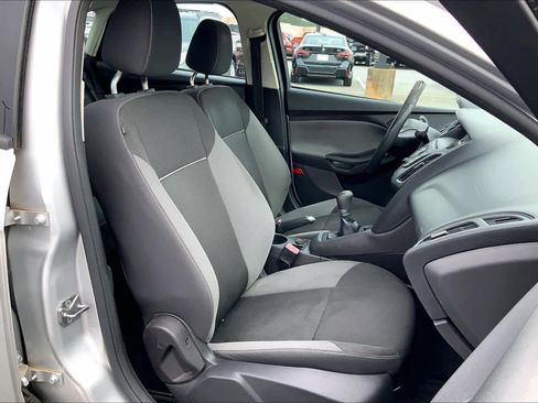 Used 2013 Ford Focus S image 9