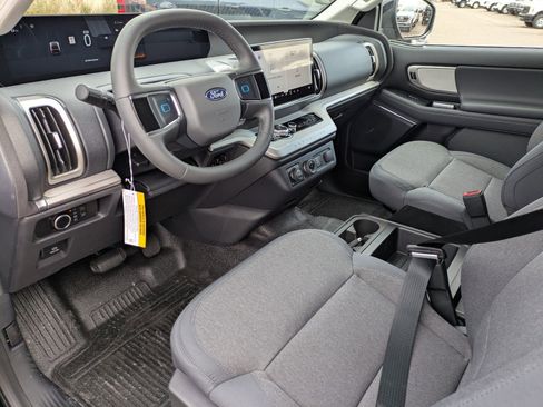 New 2026 Ford Expedition XL image 23