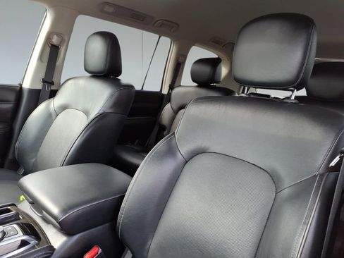 Used 2024 INFINITI QX80 Luxe RWD image 17