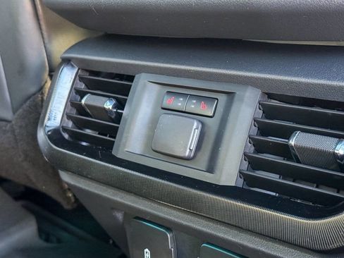 Used 2022 Ford F150 Lightning Platinum image 22