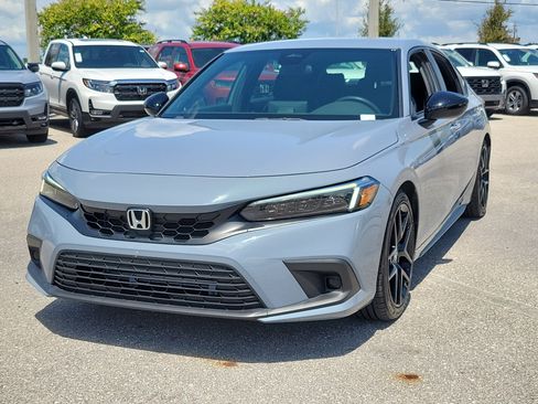 Used 2024 Honda Civic Sport image 3