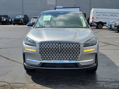Certified 2023 Lincoln Corsair AWD w/ Equipment Group 101A image 2