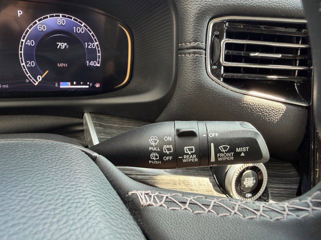 Used 2022 Jeep Wagoneer Series II AWD/4WD image 39