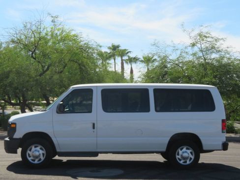 Used 2011 Ford E-350 and Econoline 350 XL w/ Interior Upgrade Pkg RWD image 2