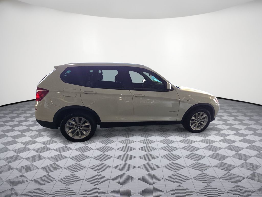 Used 2016 BMW X3 xDrive28i AWD/4WD image 7