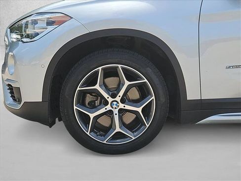 Used 2017 BMW X1 sDrive28i FWD image 21
