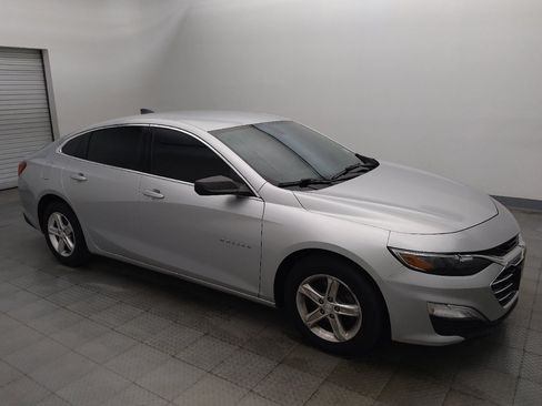 Used 2022 Chevrolet Malibu LS FWD image 11
