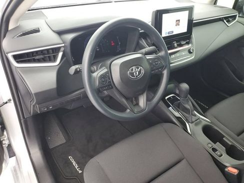Used 2026 Toyota Corolla LE FWD image 19