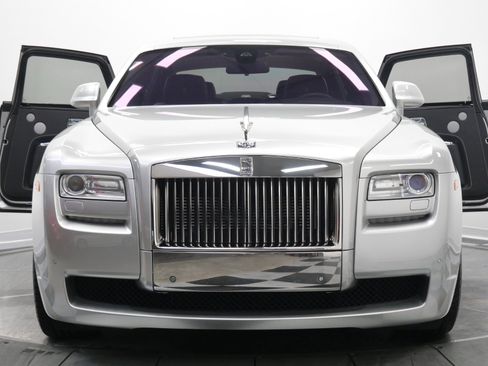 Used 2013 Rolls-Royce Ghost RWD image 4