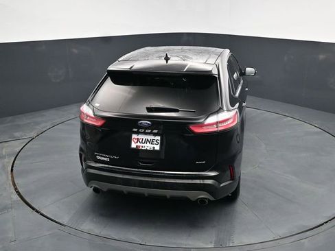 Used 2022 Ford Edge Titanium w/ Equipment Group 301A AWD/4WD image 36