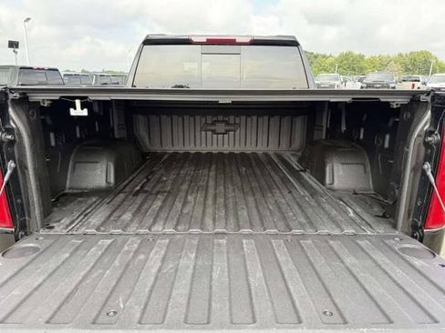 Used 2020 Chevrolet Silverado 1500 LT Trail Boss AWD/4WD image 11