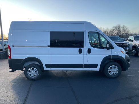 New 2026 RAM ProMaster 1500 w/ Quick Order Package 22G SLT image 7