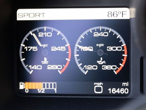 Used 2015 Ferrari F12 Berlinetta RWD image 26