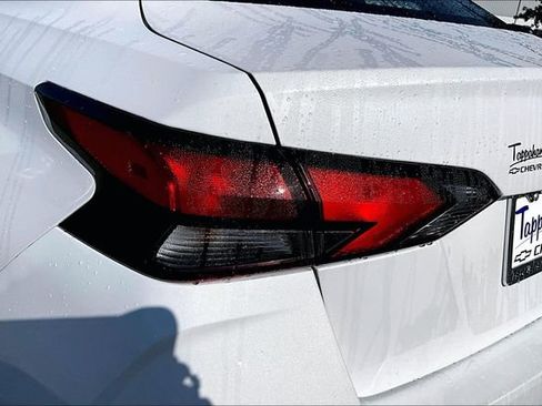 Used 2023 Nissan Versa SV FWD image 22