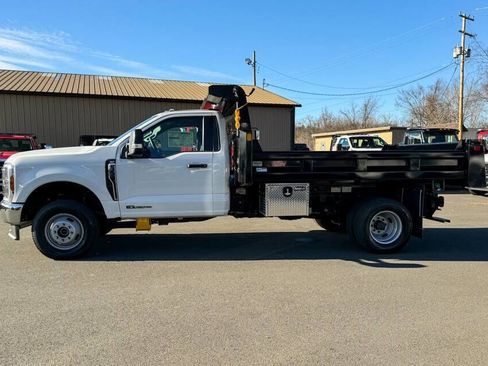 Used 2024 Ford F350 XLT image 6