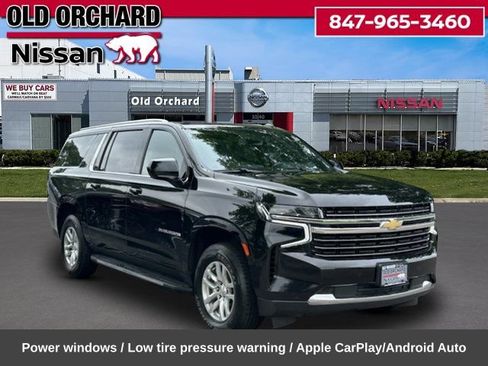Used 2022 Chevrolet Suburban LT AWD/4WD image 4