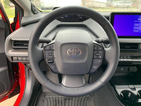 Used 2025 Toyota Prius Limited FWD image 28