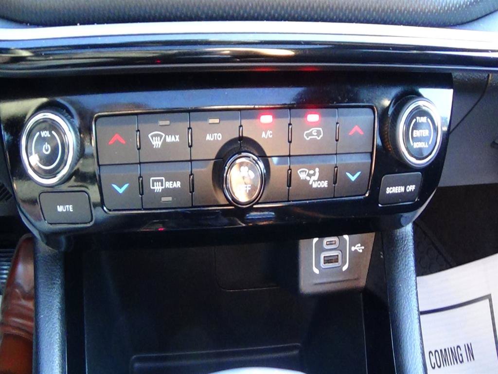Certified 2024 Jeep Compass Trailhawk w/ Sun and Sound Group AWD/4WD image 31